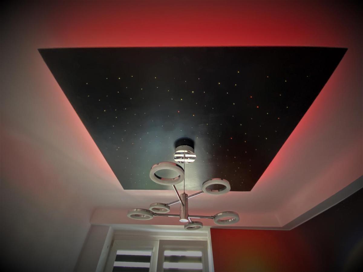Apartment Space 2 Center *