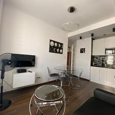 Space Apartment 2 Rooms Center Varsavia Esterno foto